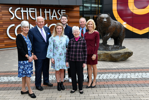 Schellhase Family - Commons