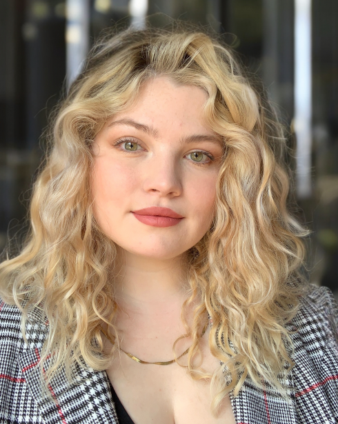 Ella Potruch '16