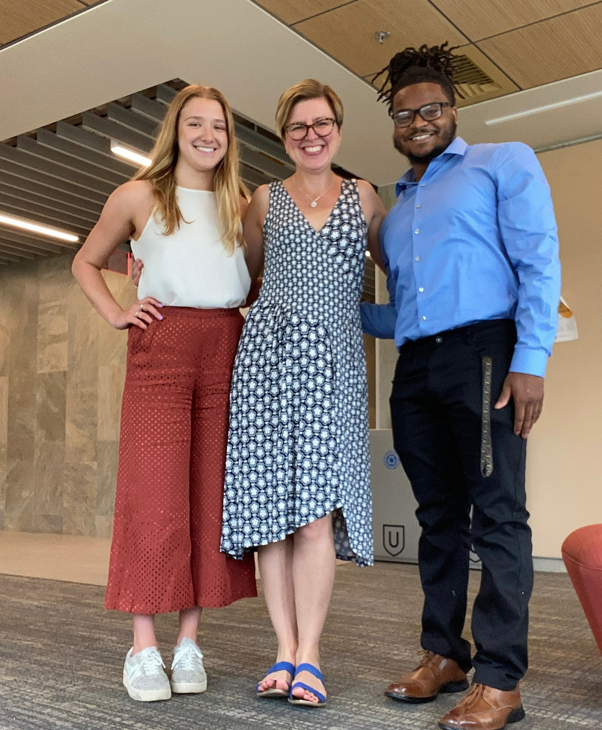 Professor Rebecca Lyczak (center) with Sophie Lear '22 and Quaran Davis '22, who are performing research under the latest NIH grant.