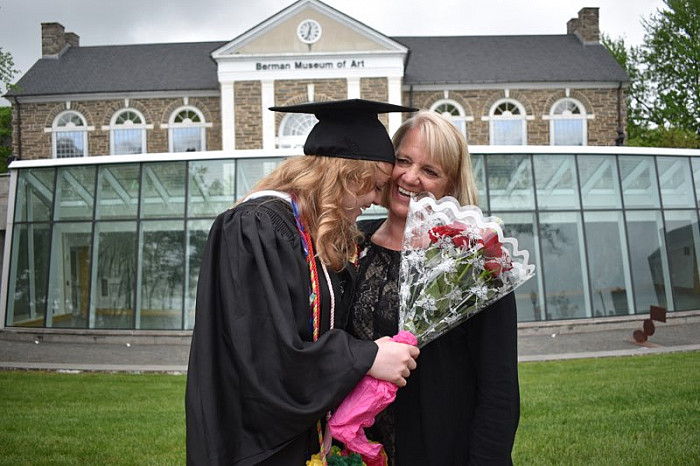 Kelsey Gavin and her mom.