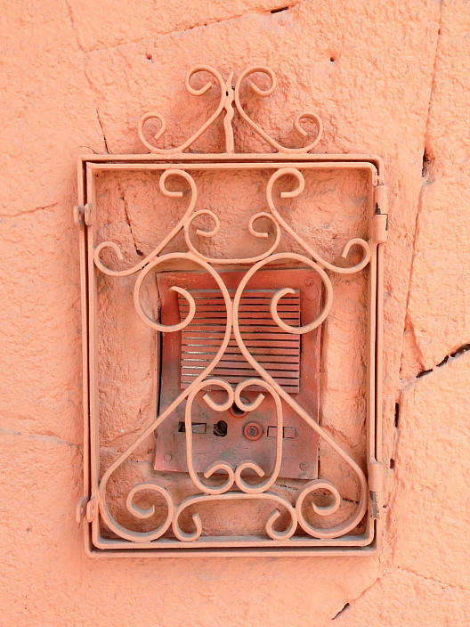 Luis Molina-Pantin, Untitled (Doorbells from Mexico) / Sin título (Timbres de México), 2014-2016.