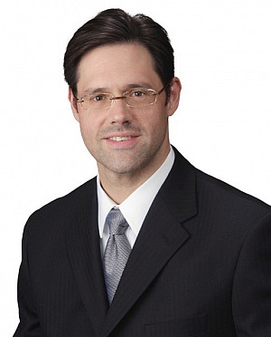 Headshot of Steven M. Aukers