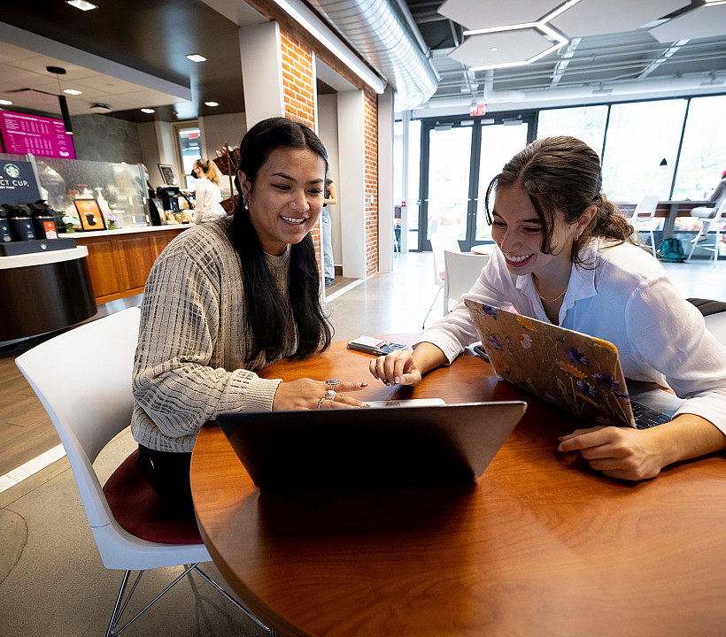 cafe 2020 students studying