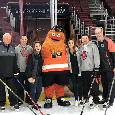 Jillian Falduto '19, an Applied Economics major, interns with the Philadelphia Flyers.
