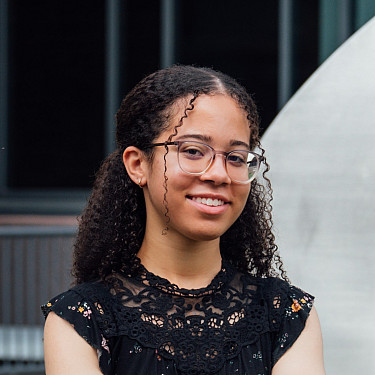Headshot of Liana Davis
