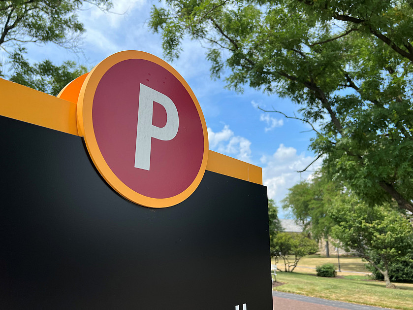 Parking P image