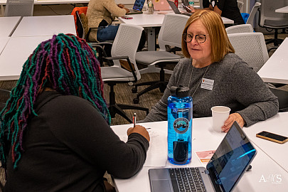 Maureen Cumpstone advising Rock-a-Thon participant